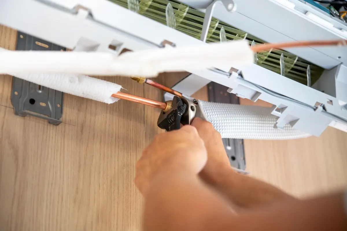 Técnico de ar-condicionado em Maringá